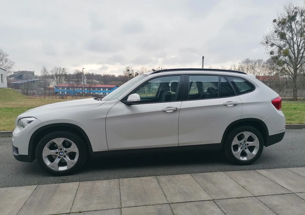 BMW X1 cena 53500 przebieg: 205000, rok produkcji 2012 z Gniewkowo małe 326